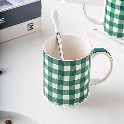 Custom Porcelain Taza Navidad Green Mosaic Ceramic Cup For Business Relationships