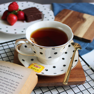 Business Gifts Occasion Vintage Porcelain Tea Cups And Saucers With Golden Handle