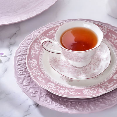 Ins Style Porcelain Bowl Spoon Plates Sets White Ceramic Dinnerware Set For 10 Users