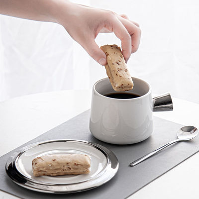 Porcelain Coffee Mug for Light Luxury Breakfast in Business Gifts Design Style