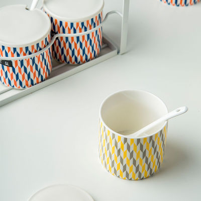 Convenient Diamond Pattern Ceramic Spice Container With Spoon And Lid Multifunctional