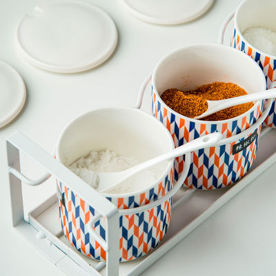 Convenient Diamond Pattern Ceramic Spice Container With Spoon And Lid Multifunctional