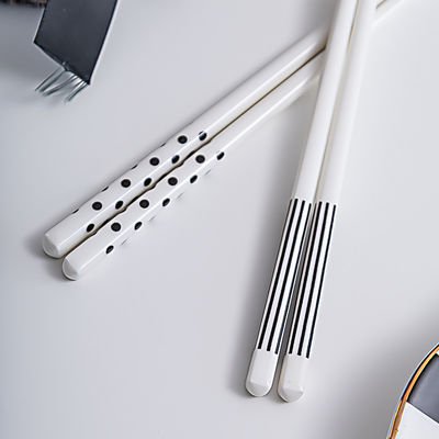 Stylish Hepburn Style Ceramic Chopsticks Gift Set For Chinese Porcelain Sushi Lovers