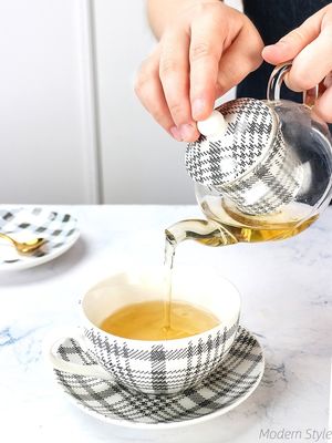 Convenient One Person Porcelain Tea Infuser Mug With Glass And Stackable Teapot