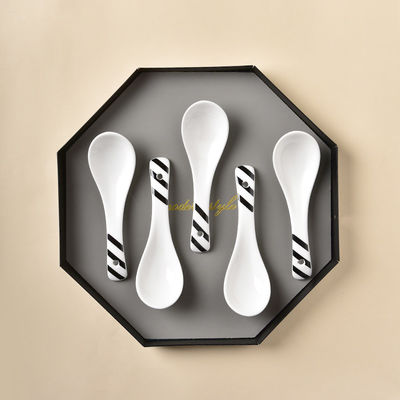 Upgrade Your Dining Experience With Decal Ramen Soup Spoons In Chinese Ceramic Set