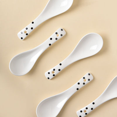 Upgrade Your Dining Experience With Decal Ramen Soup Spoons In Chinese Ceramic Set