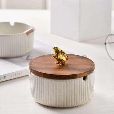 2024 Father'S Day Gift Round Ceramic Ashtray With Lid Luxury Vintage Porcelain Design