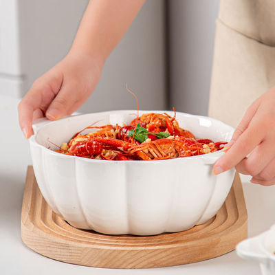 Porcelain 9 Inch Pumpkin Soup Bowl White Ceramic Salad Serving Bowl For Catering Needs