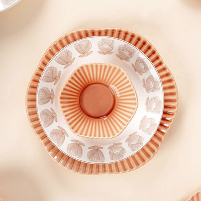 Porcelain Ceramic Type 2023 Christmas Decorations Dinnerware Set With Plant Pattern