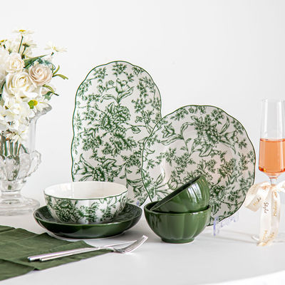 Restaurant Occasion Luxurious Green Ceramic Dinner Set With Flower Design