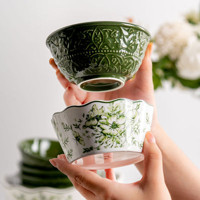 European And British Influence Green Porcelain Dinnerware Set For Sustainable Dining