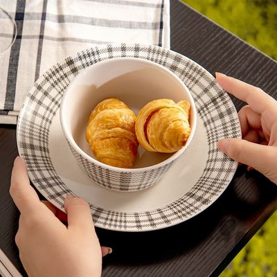 Sustainable Fabric Pattern Dinnerware Set In Modern Nordic Style For Luxury Tableware