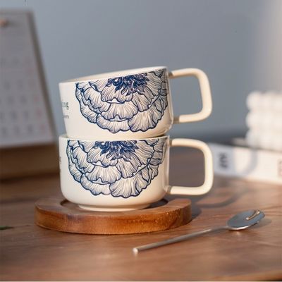 Floral Blue Ceramic Coffee Cup And Wooden Saucer Porcelain Kaffeetasse With Wood Matt