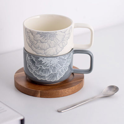 Floral Blue Ceramic Coffee Cup And Wooden Saucer Porcelain Kaffeetasse With Wood Matt