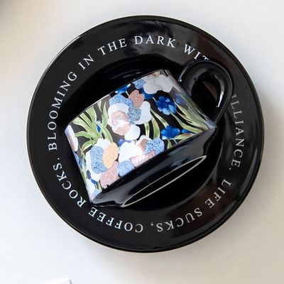 Black Ceramic Coffee Cups With Saucer And Dessert Plate Flower Design Latte Art Cups