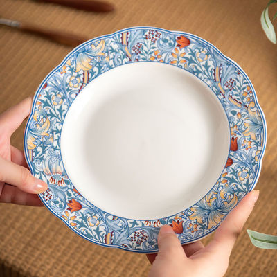 Modern Design Style Christmas Ceramic Dinner Set Under Glazed Porcelain Gift Set