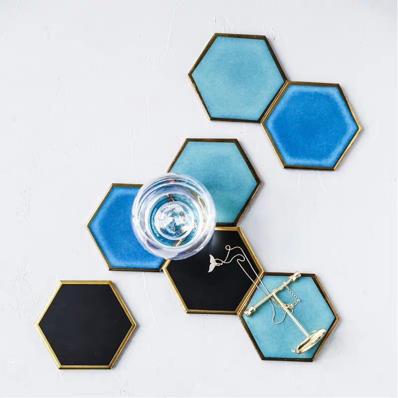 Waterproof Heat-insulated Pad Geometric Ceramic Coasters Luxury Gold Plated for Table