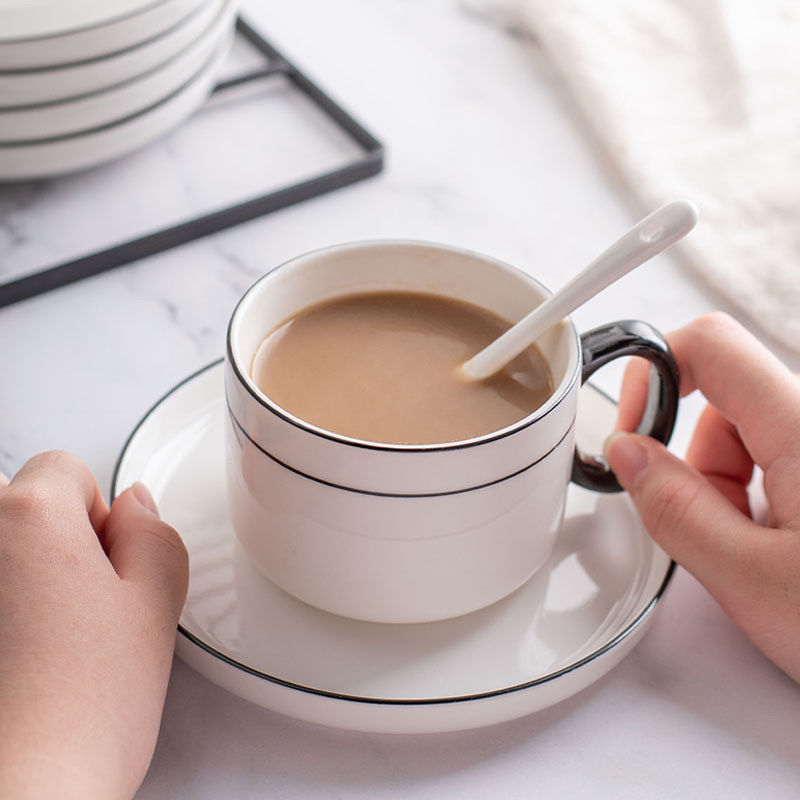 Unique 200ml Porcelain Tea Set Sustainable Nordic Design For Cappuccino And Espresso